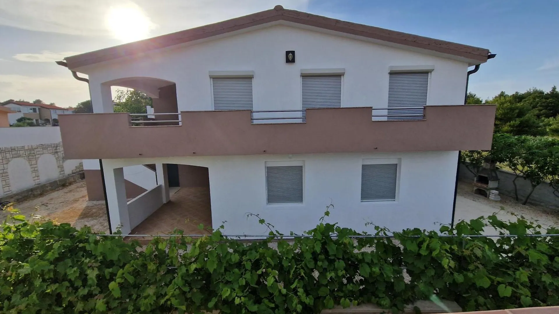 Gemuetliche Erdgeschosswohnung Ema Mit Terrasse Vir 0*,  Chorvatsko