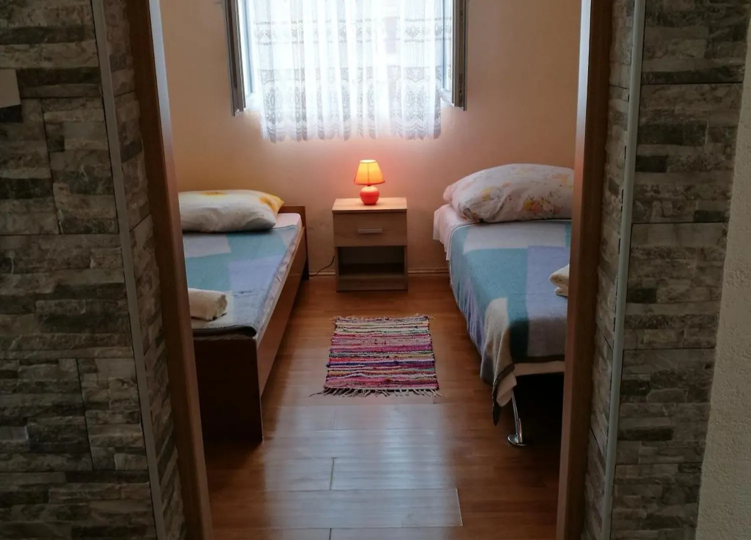 Gemuetliche Erdgeschosswohnung Ema Mit Terrasse Vir 0*,  Chorvatsko
