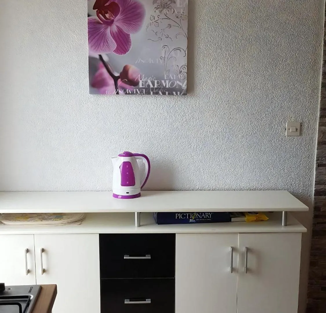 Gemuetliche Erdgeschosswohnung Ema Mit Terrasse Vir 0*,  Chorvatsko